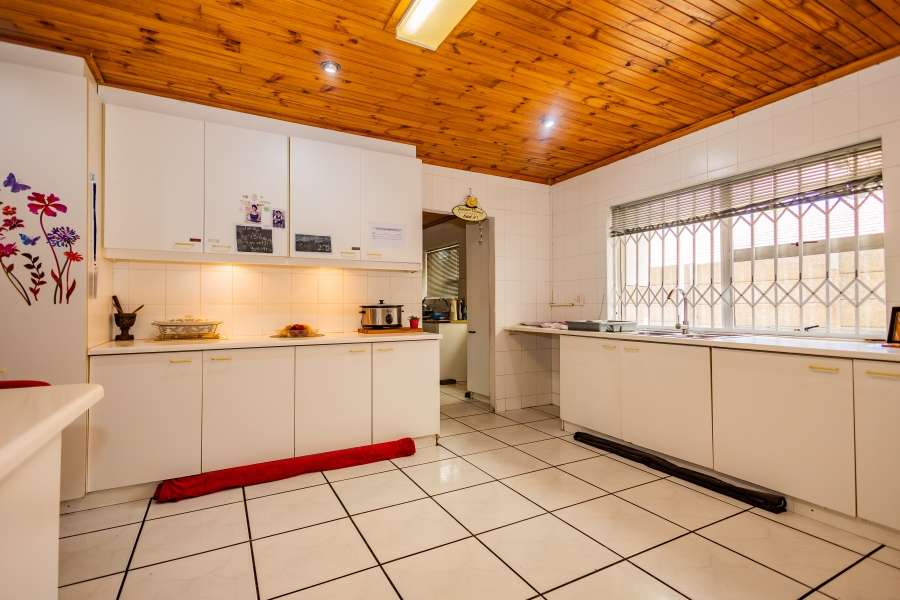 4 Bedroom Property for Sale in Blommendal Western Cape